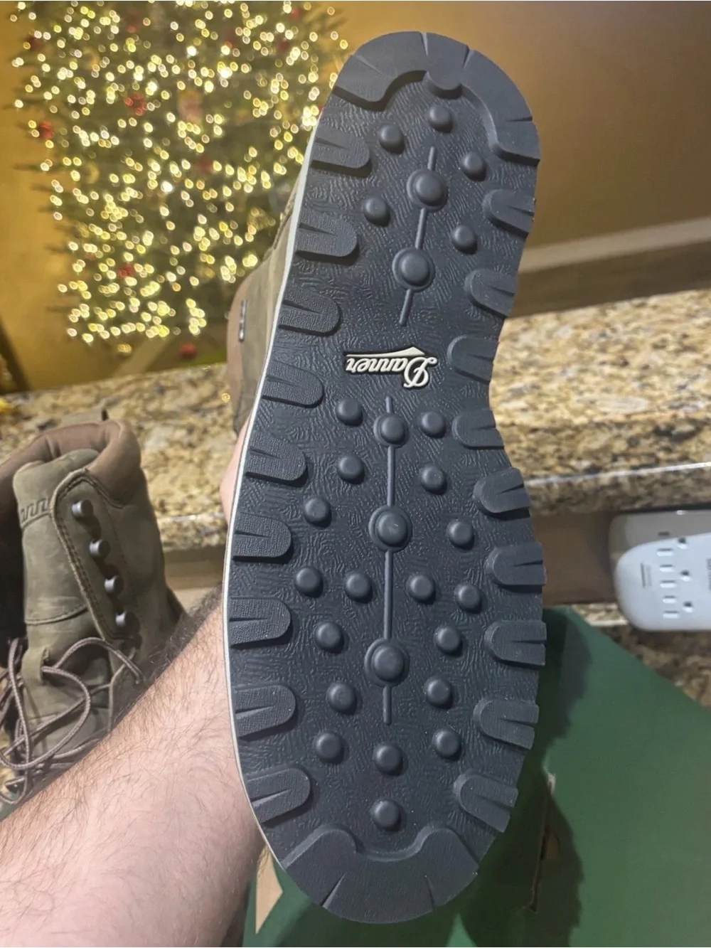 Danner Cedar River Boots Mens Size 14 D Timberwolf Moc Toe 8in Waterproof 14304